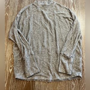 Women’s Large Wantable Dolman Sleeve Sweater